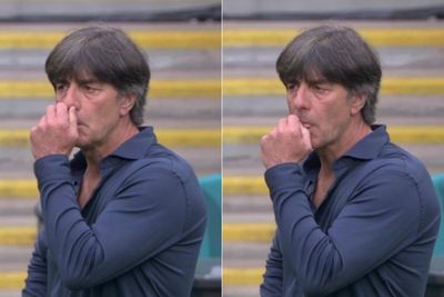 Lagi, Joachim Low Ketahuan Ngupil dalam Kekalahan Jerman dari Inggris di EURO 2002