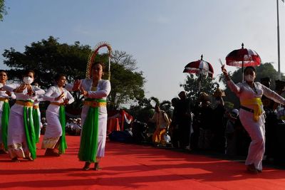 FOTO: Upacara Nata Jagad di Gresik