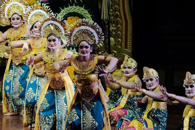 FOTO: Pagelaran Tari Janger Muda-Mudi Bali