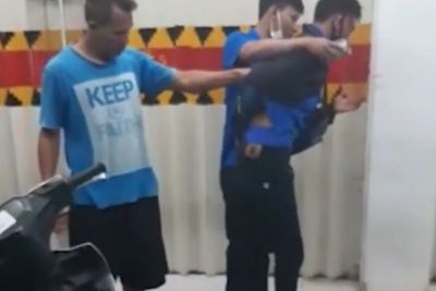 Terlilit Utang, Pedagang Es Krim Rampok Minimarket Pakai Sangkur dan Pistol Mainan!