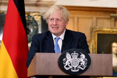 PM Inggris Tak Berniat Kurangi Penonton Euro 2020