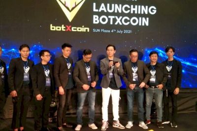 Keren! Indra Kenz Sultan Medan Luncurkan Cryptocurrency BotXcoin, Siap To The Moon!