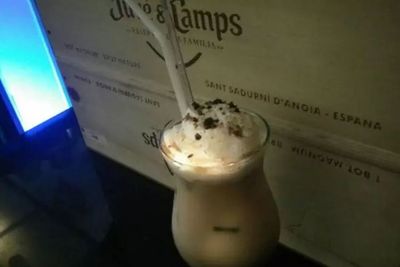 Nikmatnya Es Tiramisu Latte Yang Bisa Kita Bikin di Rumah