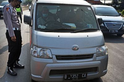 FOTO: Penyekatan PPKM Darurat di Banten