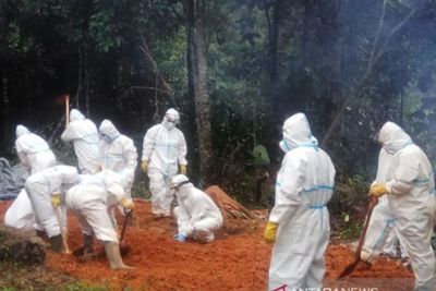 Meninggal karena Covid-19, Pemakaman Jenazah Mantan Wakil Bupati Tapsel Sesuai Prokes