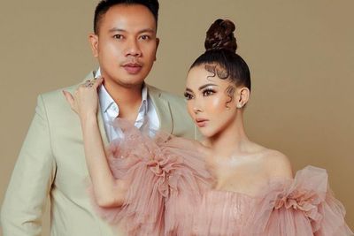 Instagram Model Ayu Aulia Diserang Netizen, Buntut dari Foto Mesra dengan Vicky Prasetyo