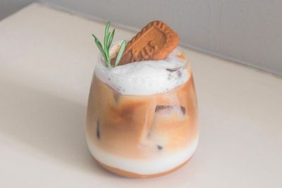 Es Biskuit Latte Yang Mudah Dibuat di Rumah