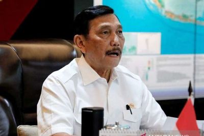 Menko Luhut Tegaskan Karyawan Sektor Non-esensial WFH Tidak Bisa Dipecat Sepihak