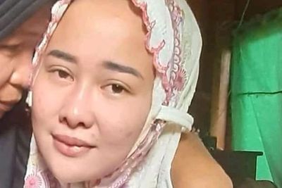 Virgita Menangis Suami Terbunuh Akting Terpukul di Makam, Keluarga Udah Menaruh Curiga