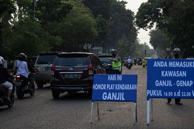 FOTO: Pemberlakuan Ganjil Genap di Palembang