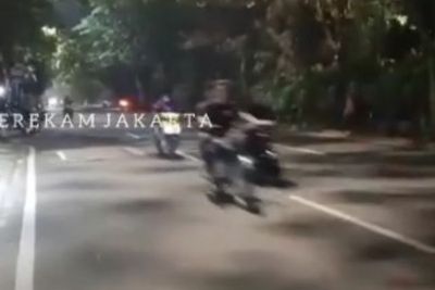 Jalanan Sepi karena Penerapan PPKM Darurat, Sekelompok Orang Malah Manfaatkan Balap Liar