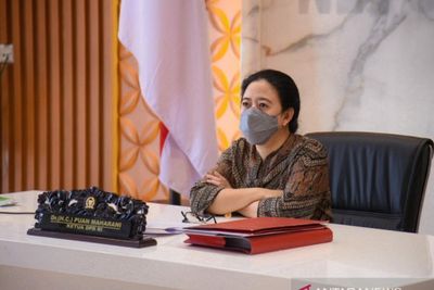 Hari Ini Puan Maharani Cek RS Darurat Lapangan di Surabaya