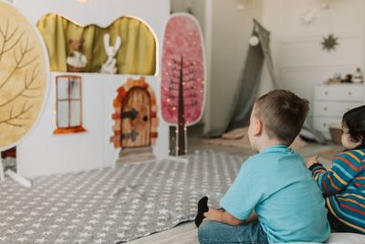 Tips Gunakan Hand Puppet untuk Stimulasi Kemampuan si Kecil