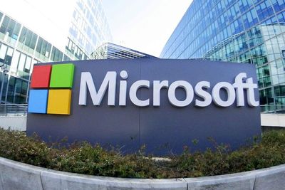 Microsoft Bagi Puluhan Juta ke Karyawan Karena Sudah Kerja Keras Selama Pandemi!