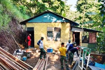 Salut! TNI AL Bedah Rumah Anak Tukang Parkir yang Jadi Lulusan Terbaik Raih Adhi Makayasa