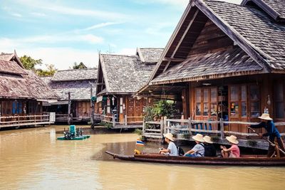 Thailand Tengah Pertimbangkan Buka Pintu Perbatasan untuk Turis Asing