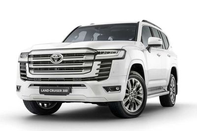 Toyota Land Cruiser 300 Segera Mendarat di Vietnam Tanggal 5 Agustus Nanti!