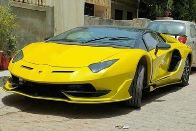 Bukan Lamborghini Aventador SVJ, Mobil Ini Cuma Honda Civic yang Dimodifikasi!