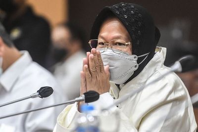 Mensos Risma Senang Terima Banyak Permintaan Bantuan Nutrisi Untuk Nakes dan Petugas