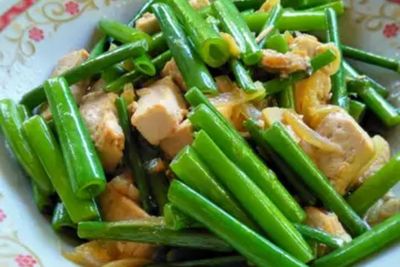 Resep Mudah Membuat Tumis Tahu Bunga Bawang