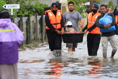 FOTO: Tingginya Intensitas Hujan Sebabkan Banjir di Aceh