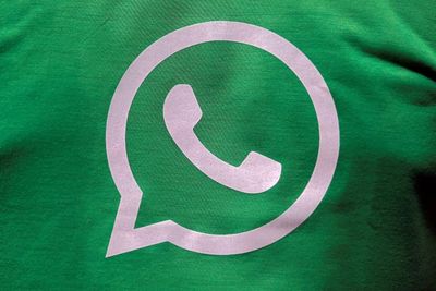 WhatsApp Siapkan Fitur yang Mungkinkan Pengguna Kirim Foto Tanpa Kompresi!