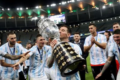 Setelah Penantian Panjang, Messi Akhirnya Persembahkan Trofi untuk Argentina