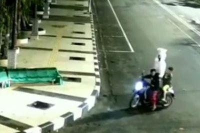 Pengendara yang Ambil Boneka Pocong Satlantas di Lamongan Ditangkap, Pelakunya Anak-anak