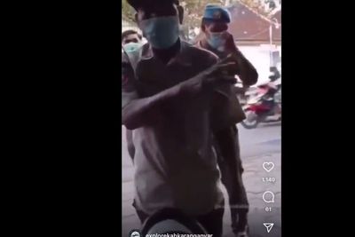Sempat Viral, Faktanya Petugas Satpol PP Ini Tak Pernah Minta Tambal Ban Dibuka Online