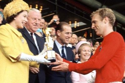 Pernah Serahkan Trofi Piala Dunia 1966, Ratu Elizabeth Kirim Pesan ke Timnas Inggris