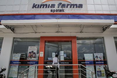Saham Kimia Farma Naik 12 Persen Meski Vaksinasi Berbayar Ditunda