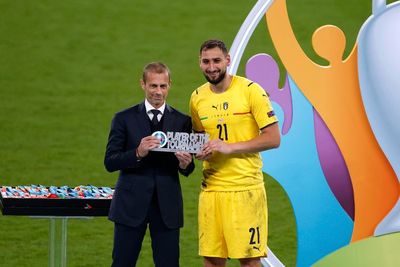 Dinobatkan Jadi Pemain Terbaik Euro 2020, Donnarumma Disebut Pahlawan dalam Adu Penalti
