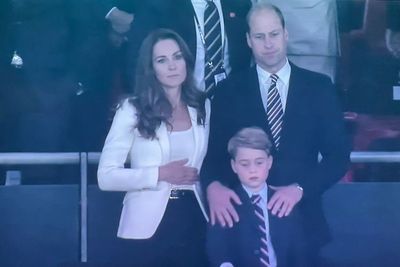 Wajah Mewek Pangeran George saat Inggris Kalah di Euro 2020 Jadi Sorotan Netizen