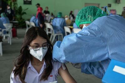 Kemenkes Tegaskan Vaksinasi Individu Berbayar Tak Hilangkan Vaksin Gratis Bagi Masyarakat