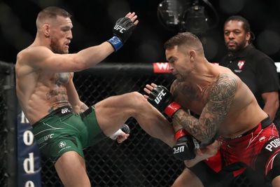 Operasi Patah Ankle Lancar, Conor McGregor Tetap Tidak Bisa Berjalan 2 Bulan