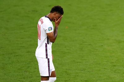 Marcus Rashford Sampaikan Permintaan Maaf Terkait Kegagalan Saat Adu Penalti