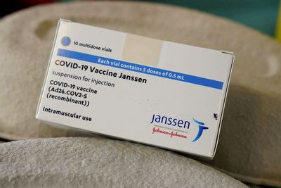 FDA AS Peringatkan Vaksin Johnson & Johnson Bisa Meningkatkan Risiko Gangguan Saraf Langka