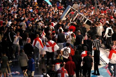 UEFA Tuntut Inggris 4 Perkara Atas Kerusuhan Final EURO 2020 di Stadion Wembley
