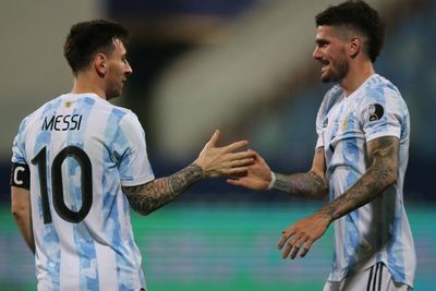 Momen Messi Larang De Paul Nyanyi Ejek Brazil Usai Argentina Juara Copa America, Respect!