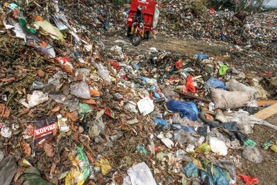 FOTO: TPA Sampah Alue Lim Over Kapasitas