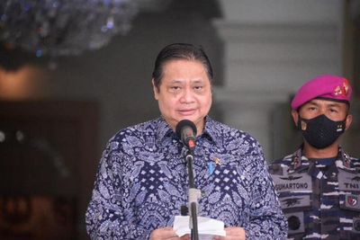 Akun Airlangga Hartarto Diserbu Netizen usai Anaknya Diduga Liburan ke Jepang saat PPKM