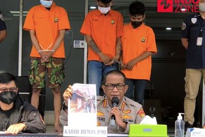 Gangster Rampok Warkop Bekasi Ambil Kotak Amal, Uangnya untuk Mabuk-mabukan