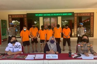 Sindikat Pemalsu Sertifikat Vaksin Covid-19 Ditangkap, Raup Cuan Rp5 Juta per Hari
