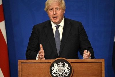 Perdana Menteri Boris Johnson dan Menteri Keuangan Rishi Sunak Terinfeksi COVID-19