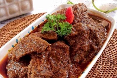 Polda Metro Jaya Sajikan Delapan Ton Sapi Qurban Jadi Rendang untuk Warga DKI Jakarta