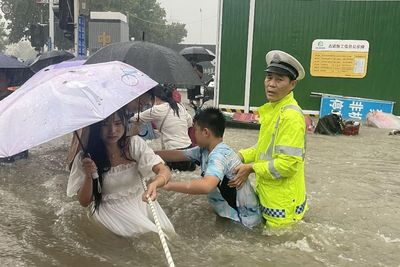 Banjir Parah Terjang Zhengzhou China, 25 Orang Dinyatakan Meninggal