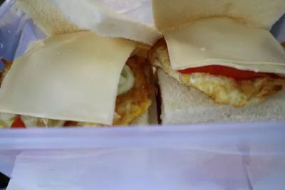 Cara Mudah Membuat Sandwich Keju di Rumah