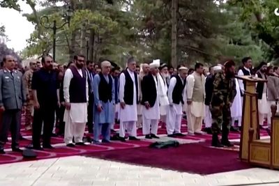Detik-detik Roket Mendarat di Dekat Istana Kepresidenan Afghanistan Saat Salat Idul Adha