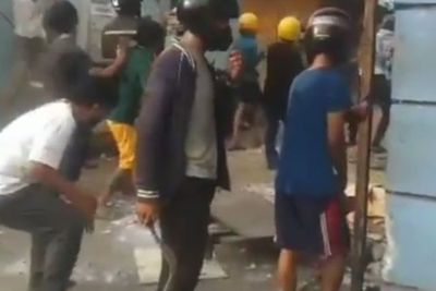 Viral Tawuran di Setia Budi Jaksel Saat Idul Adha, Ada yang Bawa Clurit