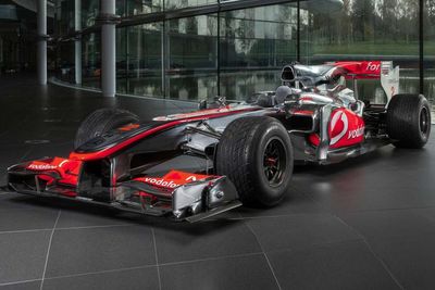 Lelang Selesai, Mobil McLaren MP4-25A Bekas Lewis Hamilton Terjual Rp95 Miliar!